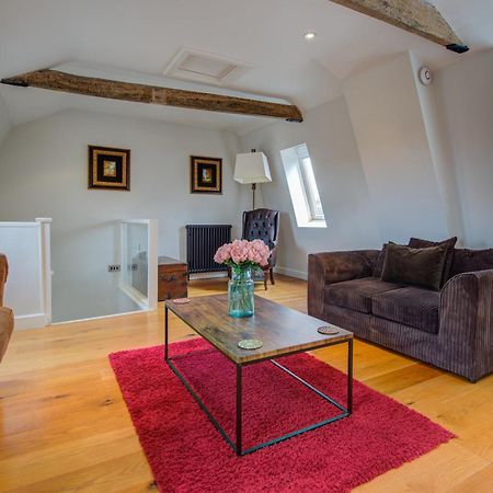 Stylish Townhouse, Work Desk, Fast Wi-Fi, Sleeps 6 Stamford Zewnętrze zdjęcie